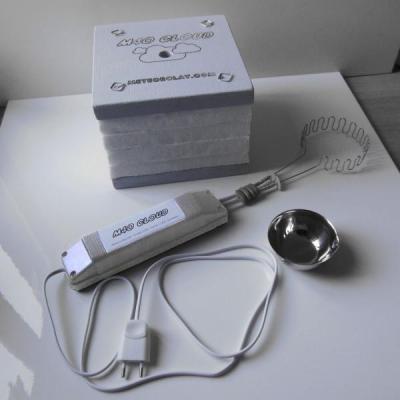 Four Météor M40 Cloud White Edition